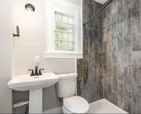 Photo - 470 Dayton St