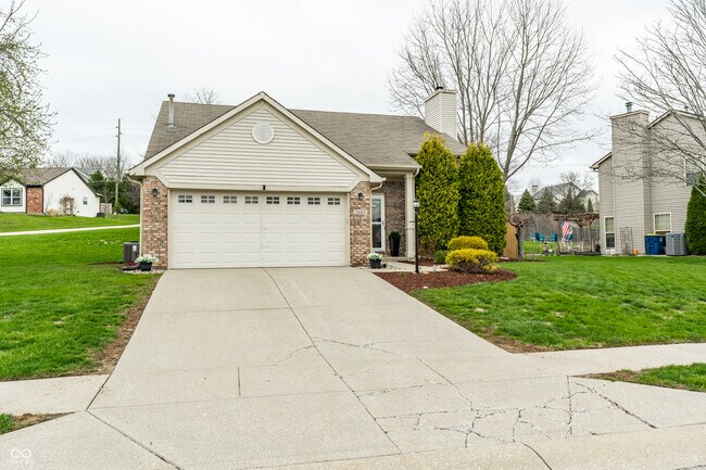Photo - 9660 Overcrest Dr