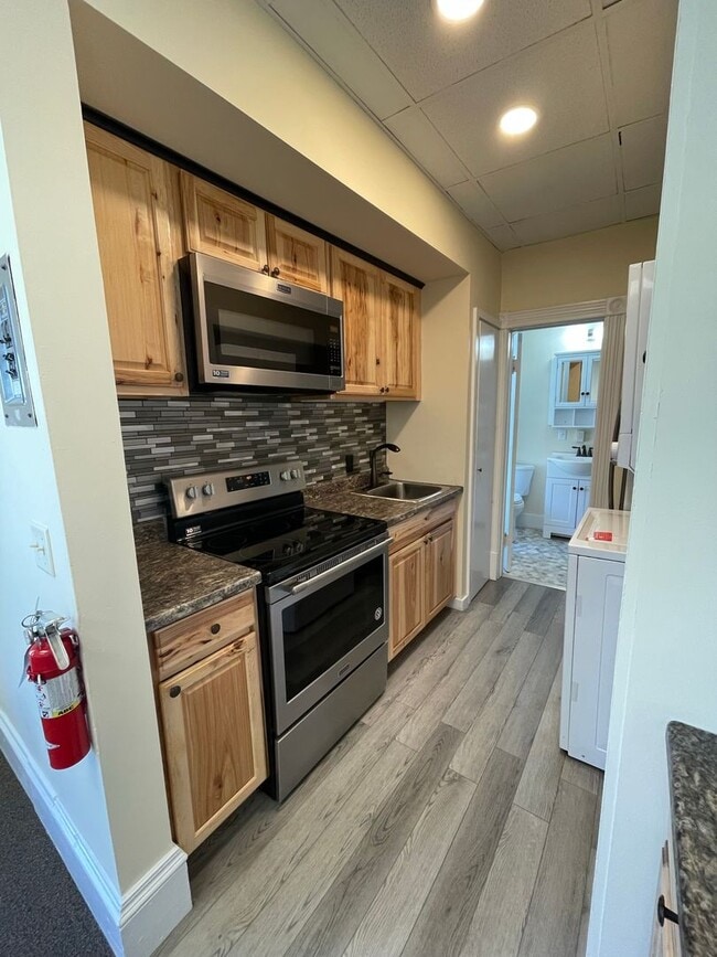 Building Photo - 46 N Prospect St Unit 46 North Prospect Street #6