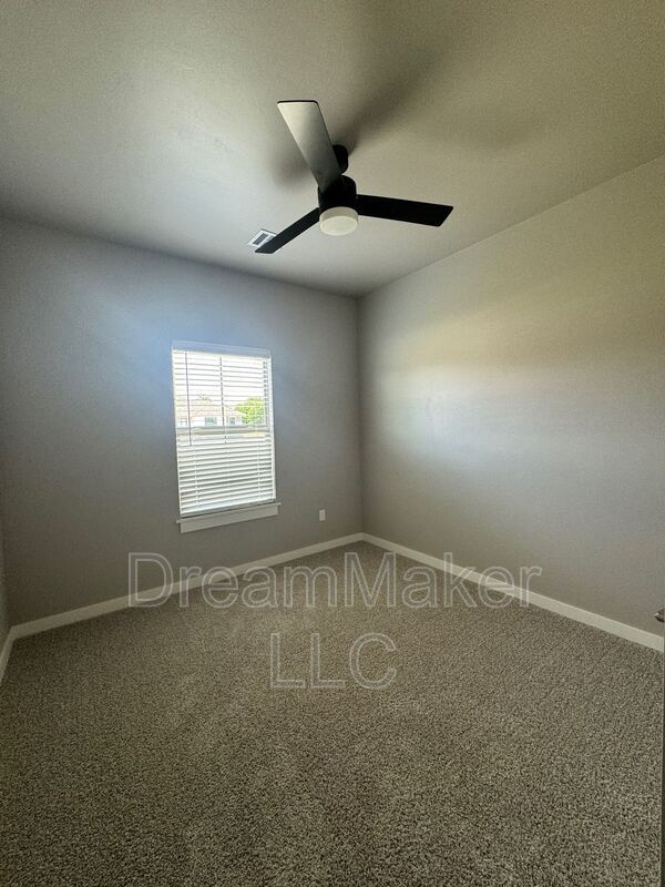 Photo - 790 Flowers Dr