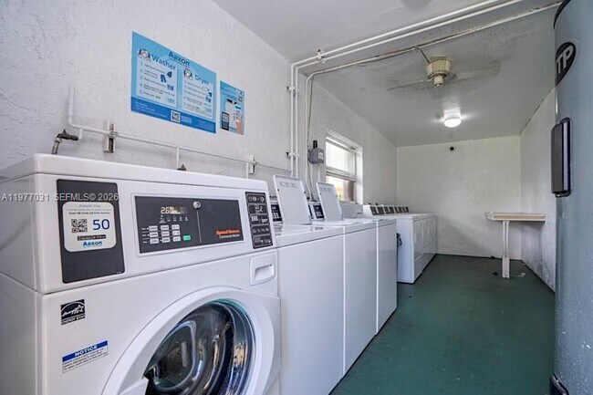 Photo - 5192 NE 6th Ave Unit 820