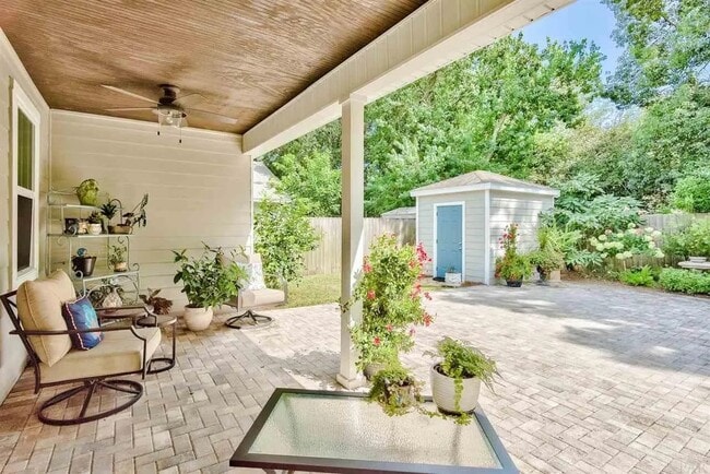 Photo - 1121 E Maxwell St Casa