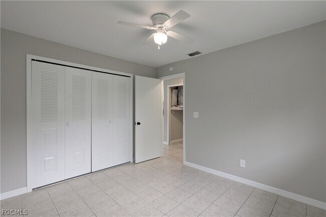 Photo - 427 NE Pine Island Ln