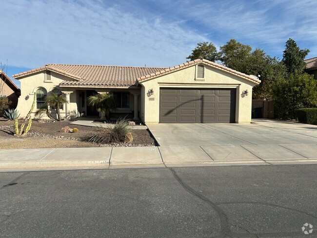 Building Photo - BARKLEY RANCH POOL HOME!