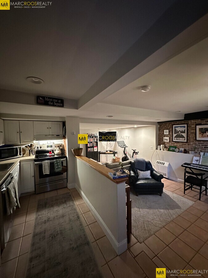 Photo - 661 Tremont St Unidad terrace