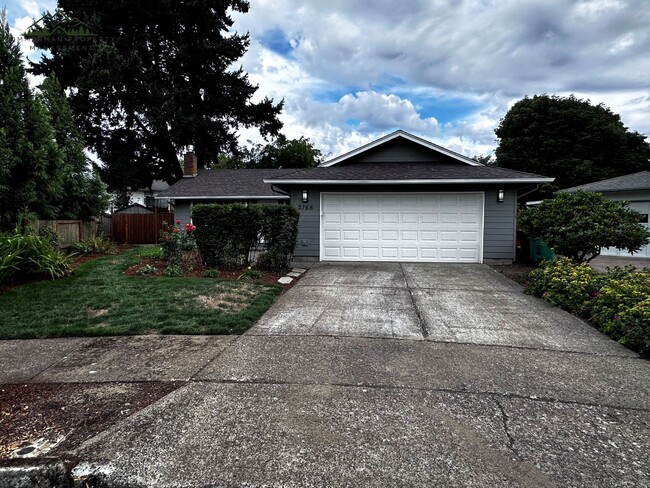 Charming 3-bedroom 2 bath home in Eugene - Charming 3-bedroom 2 bath home in Eugene