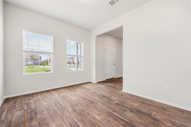 Photo - 180 Keltic Dr