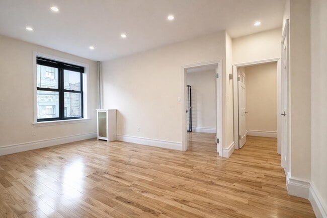 Photo - 41-47 ST.NICHOLAS TERRACE Unit 44