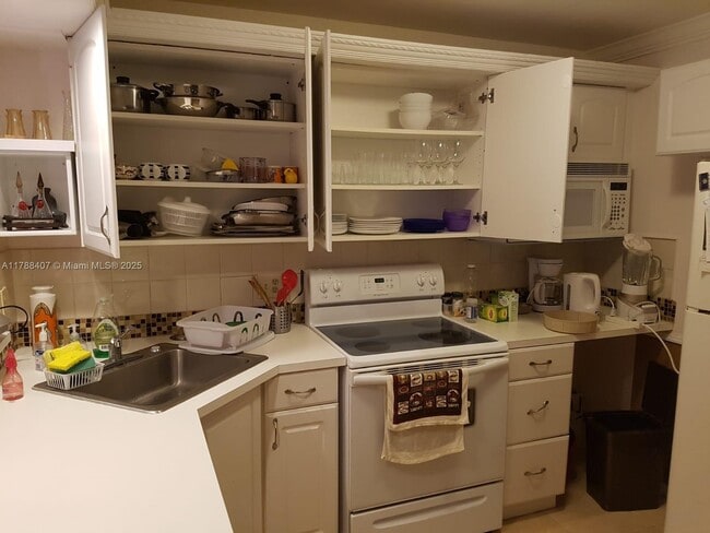 Photo - 3740 Inverrary Dr Unit 3D