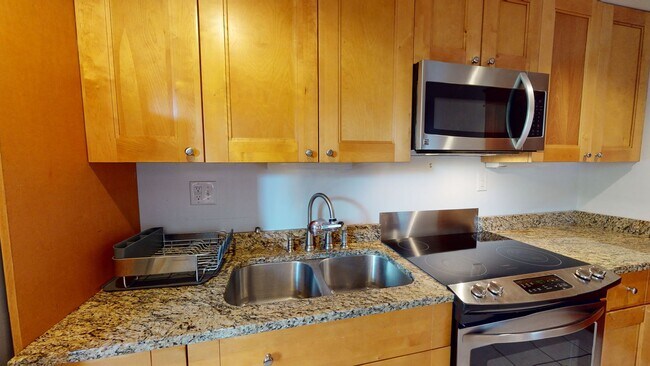 Photo - Historic Woolen Mills Mill House