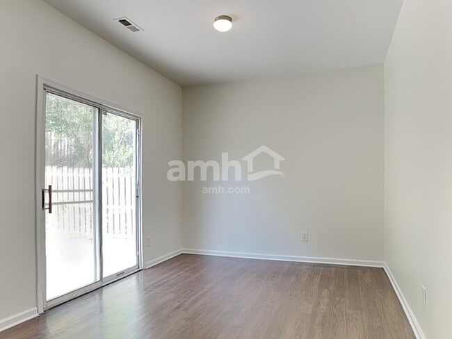 2811 Marville Ct