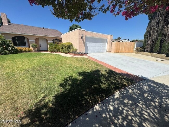 2687 Danton Pl