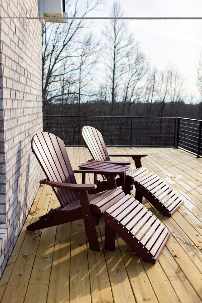 Photo - 161 Emalyn Ct