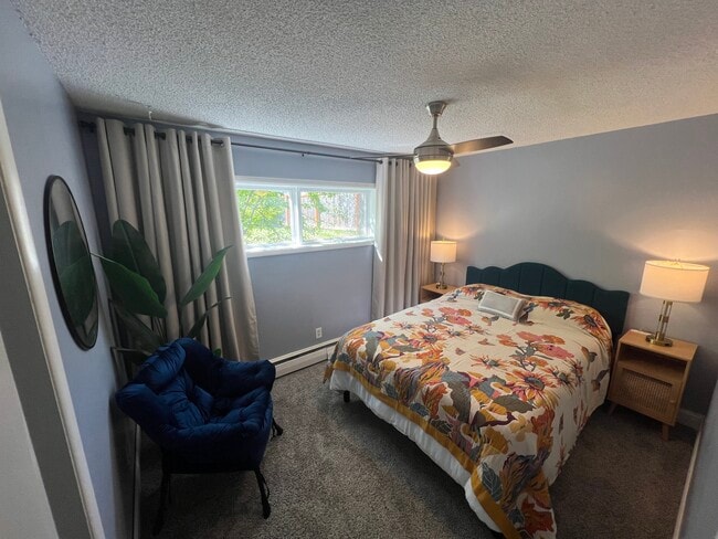 Building Photo - 2960 Dartmouth Dr Rental