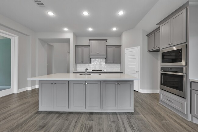 Photo - 6518 Redwing Ct