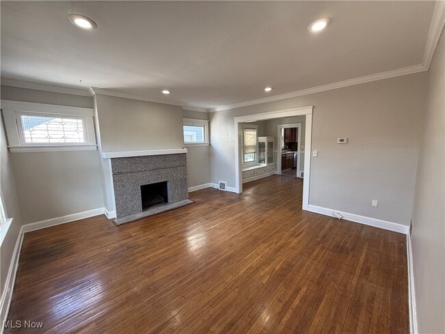 Photo - 1275 Donald Ave