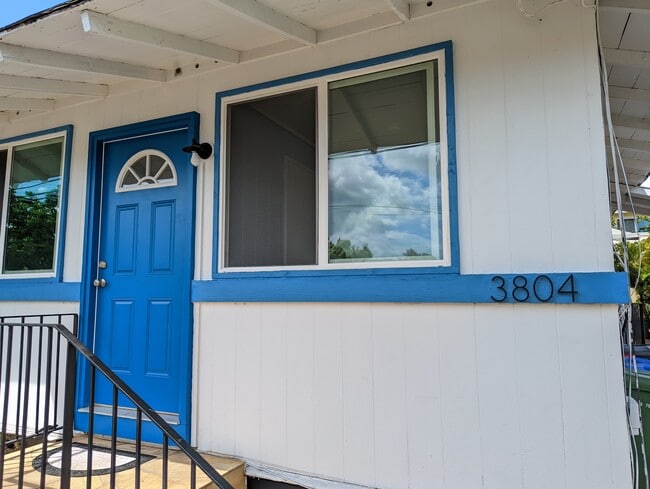 Building Photo - 3804 Salt Lake Blvd Unit 3804