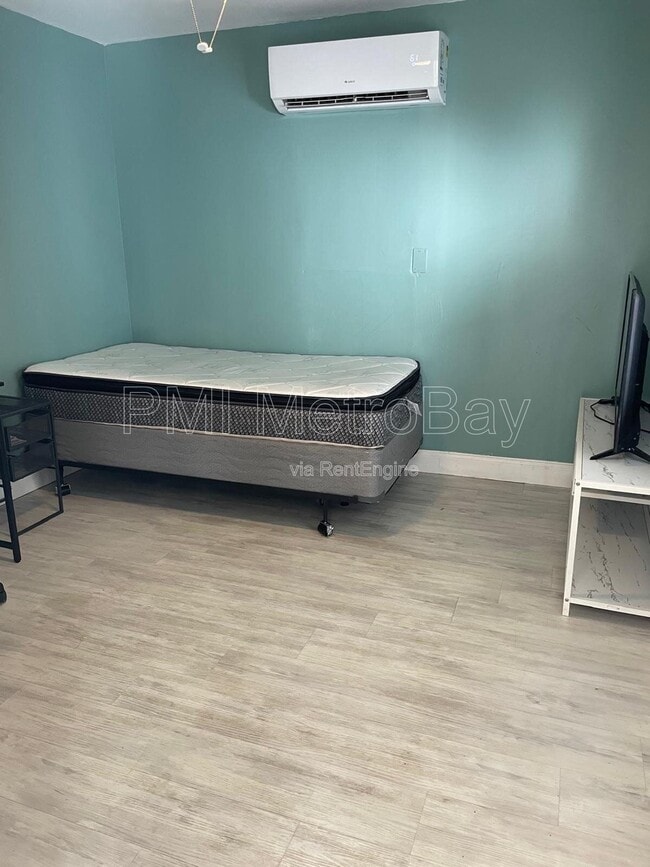 Building Photo - 8210 N Klondyke St Unit 2