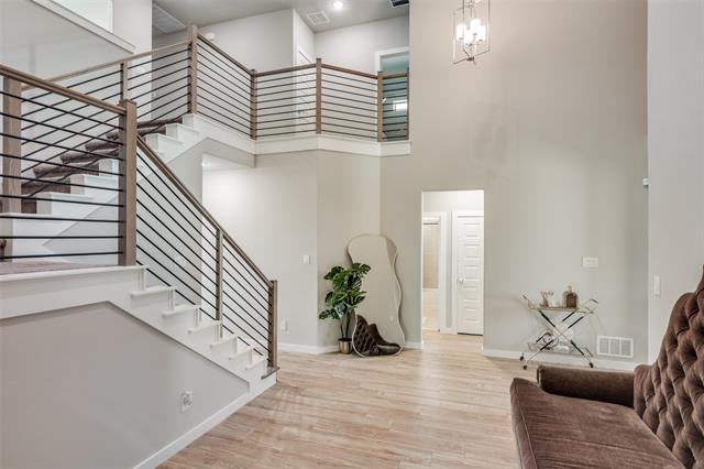 Building Photo - 352 Community Dr Rental