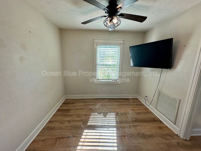 Photo - 4133 3rd Ave N Unit A