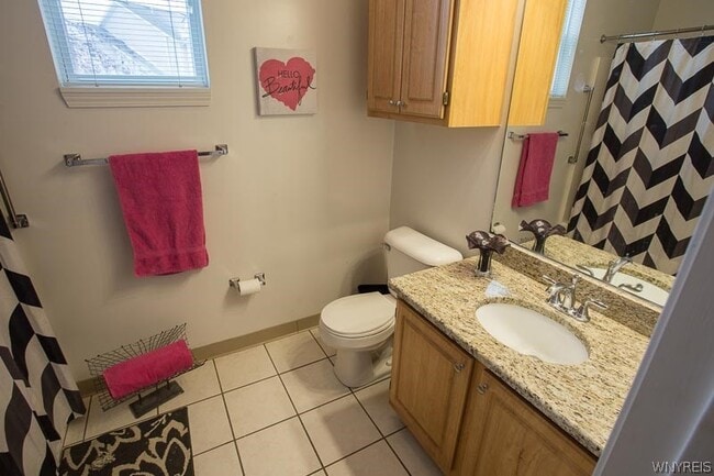 Photo - 10 Arielle Ct