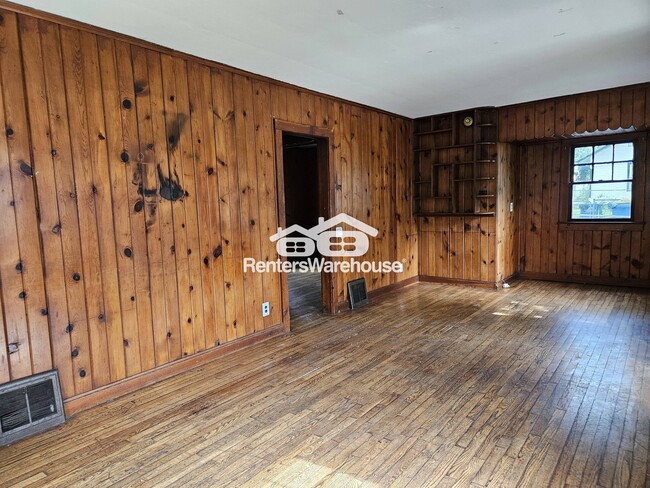 Photo - 1525 32nd St
