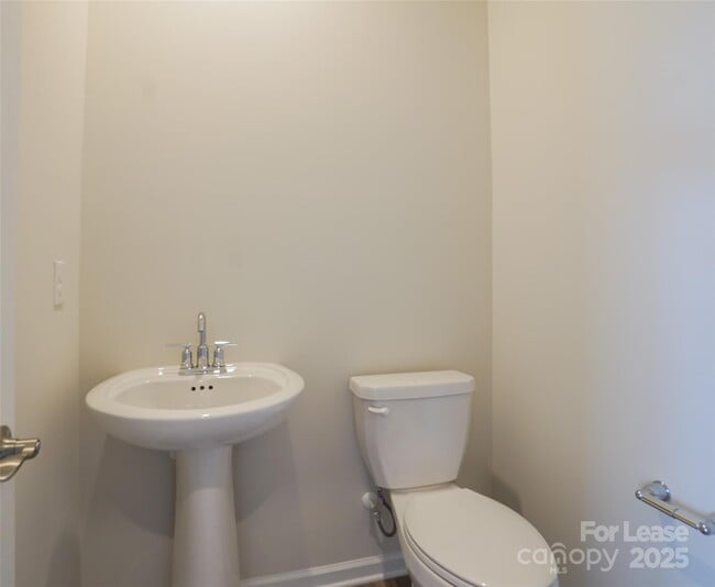 Photo - 1406 Caracara Ct