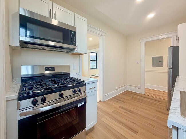 Photo - 327 8th St Unit 7