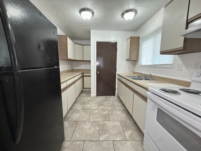 Photo - 2740-2742 Jessup Rd Unit 2740
