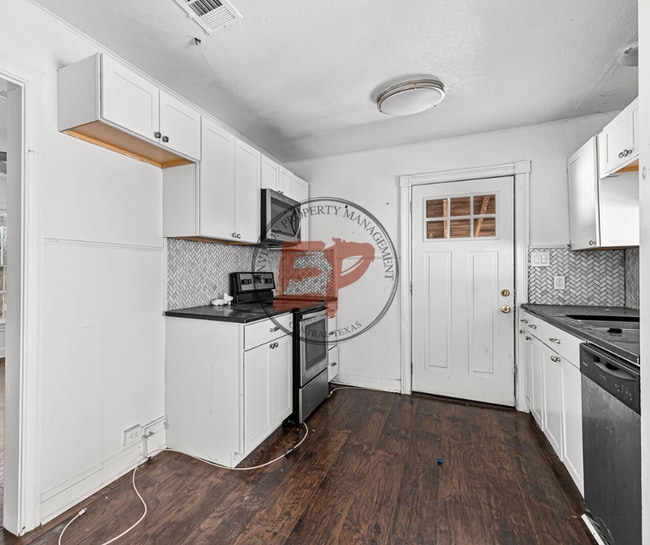 Photo - 618 Adams Ave