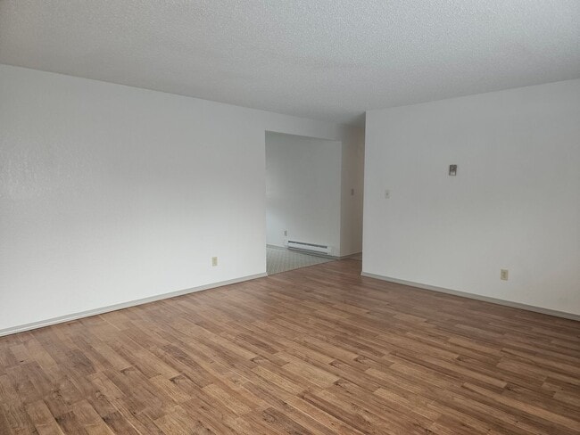 Photo - 210 NW Larry St Unit Upper