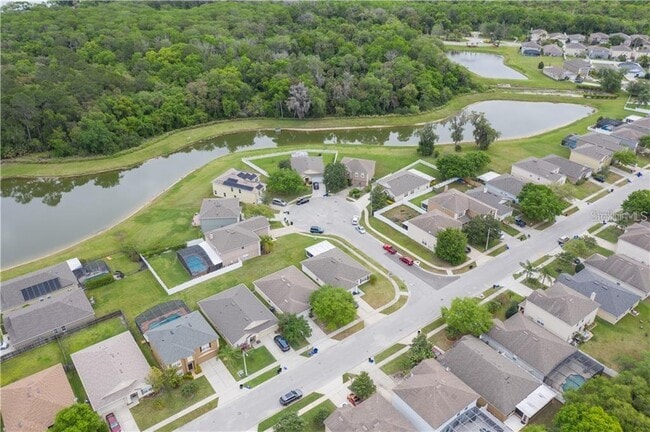 Photo - 105 Cedar Heights Ct