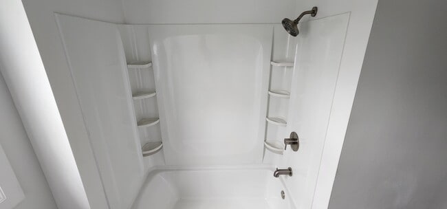 Photo - 925 Calvert St