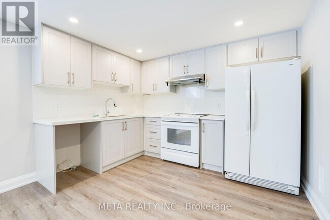 Photo - 6 Fintona Ave