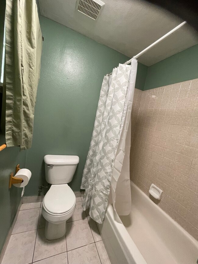 Building Photo - 12066 Idaho Ave Unit Casita#2