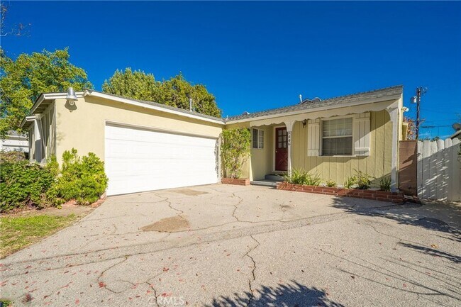 Photo - 5446 Columbus Ave