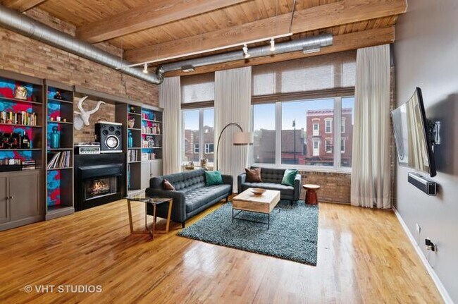Photo - 2544 W North Ave Unit 2C
