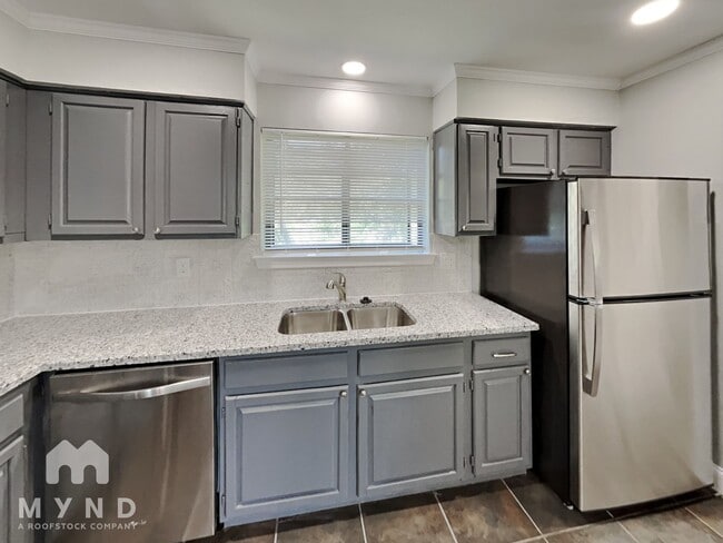 Photo - 609 Scenic Dr