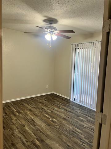 Photo - 1400 W Lamar Blvd