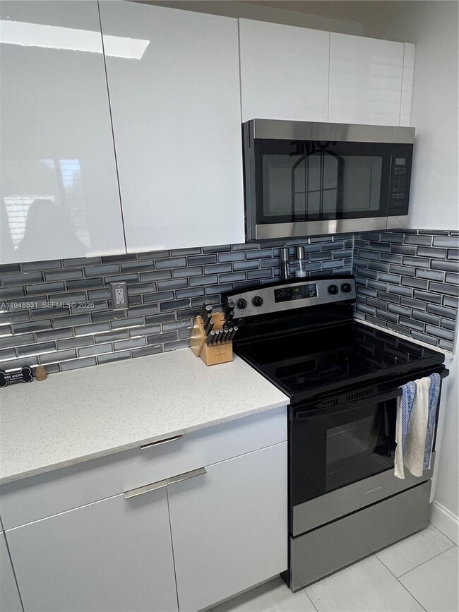 Photo - 151 Lakeview Dr Unit 202