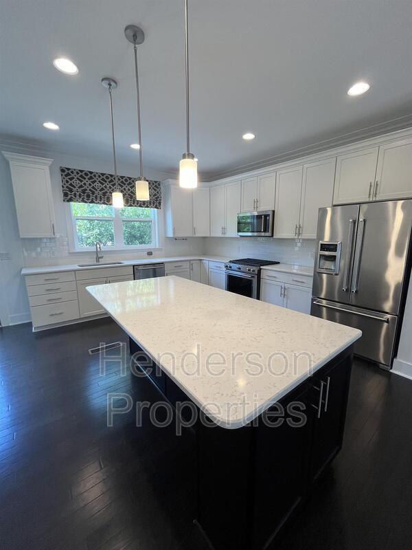 Photo - 1903 Seegars Pl
