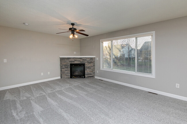 Photo - 401 S HUSTON DRIVE