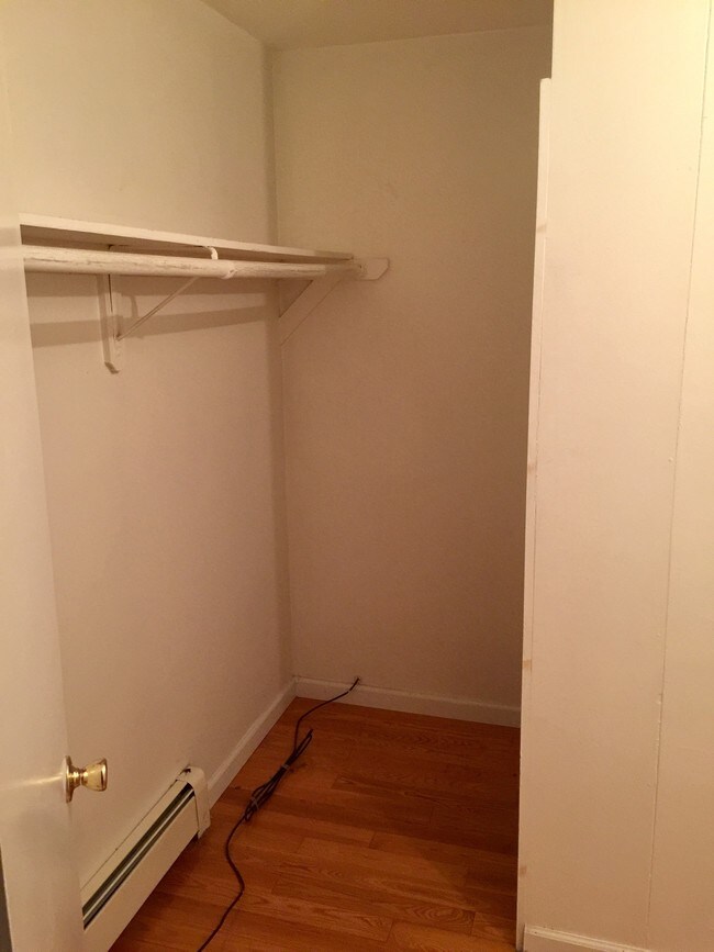 Walk in closet - 1912 Grand Ave