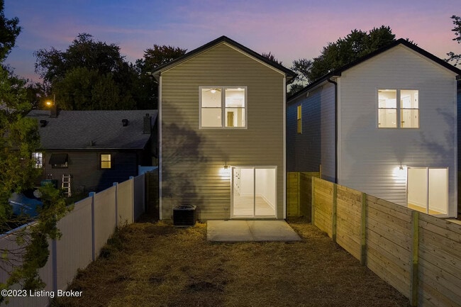 Photo - 3714 Selma Ave