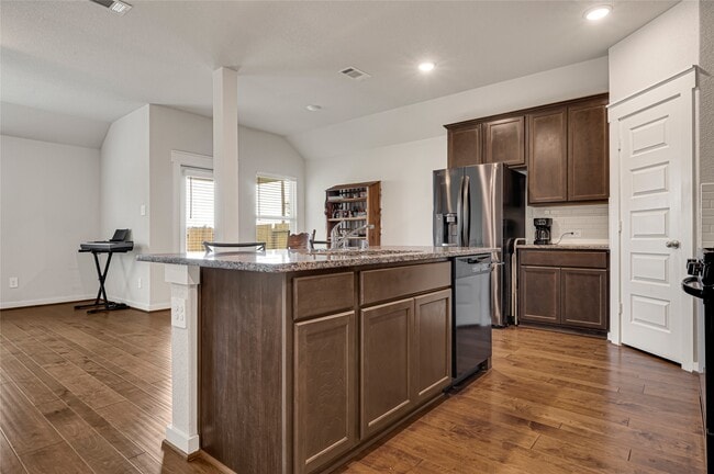 Photo - 30280 Kingston Heath Dr