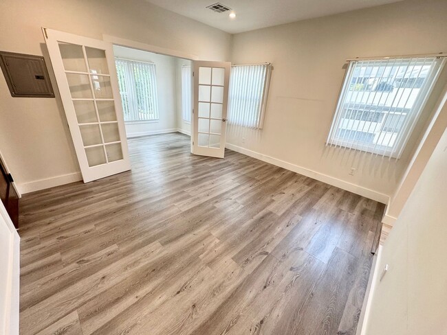 Photo - ***1 Bed 1 Bath apartment in the most desi... Unidad #86-4 N Catalina