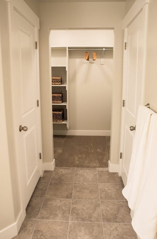 Photo - 661 S 1803 W