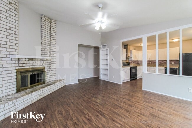 Photo - 1405 Steinburg Ln