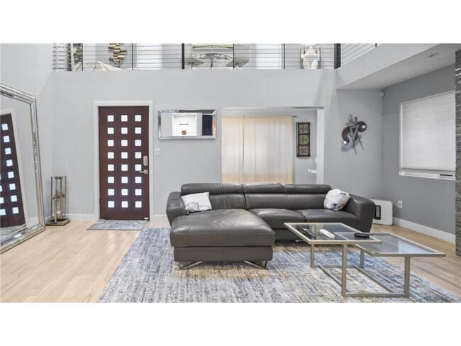 Photo - 4712 Nicollet Ave