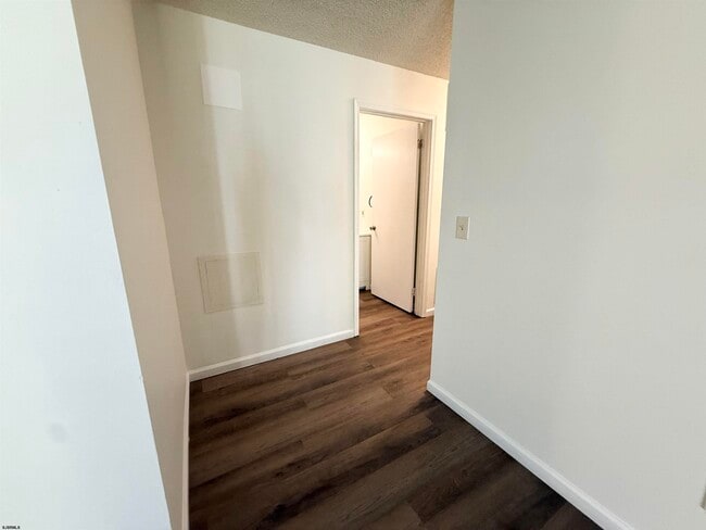 Photo - 11 Colonial Ct Unit 11